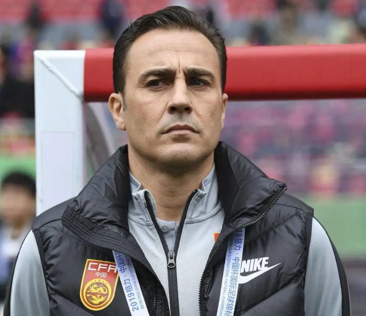 球圈中的人, 的老将们已