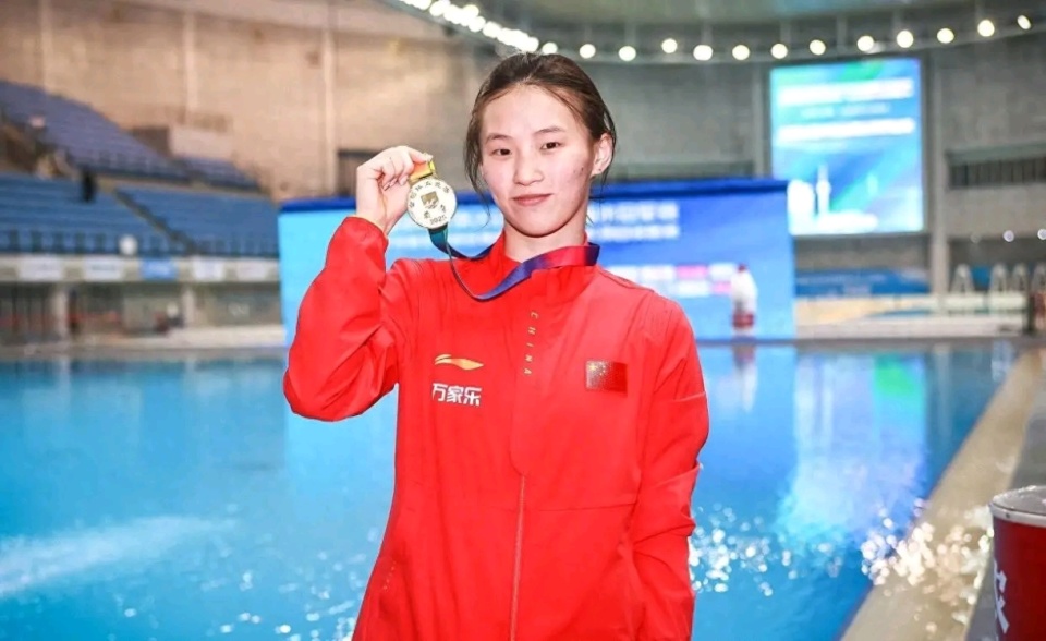 世锦赛赛场, 的最高领奖, 但已经手握